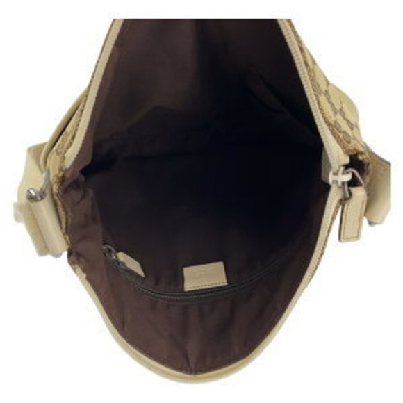 GUCCI GG Pattern Beige Canvas Crossbody - Picture 4 of 9